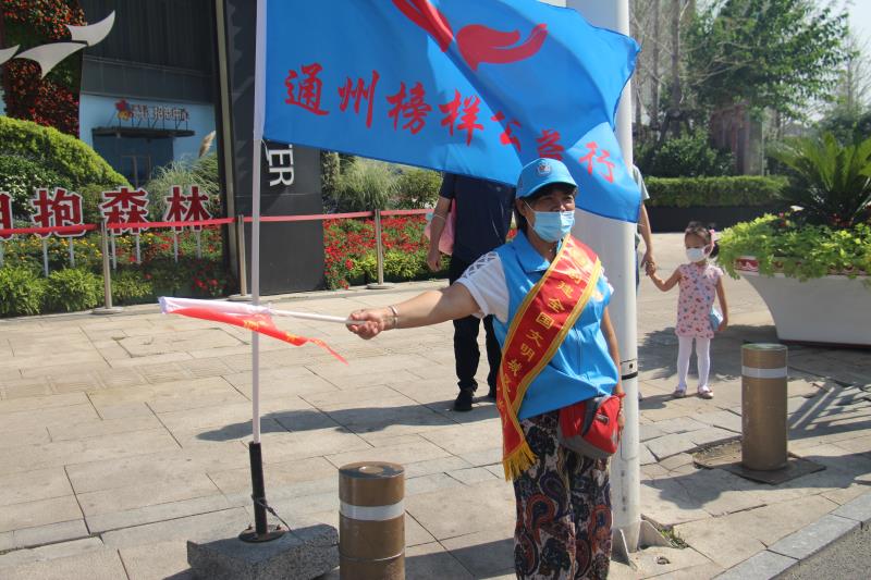 <strong>插我舔B免费视频</strong>